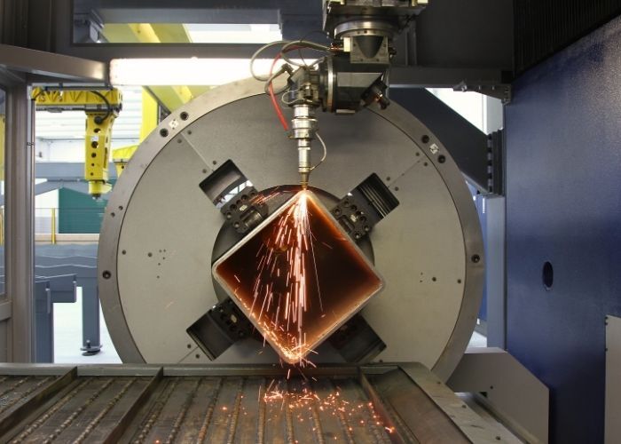 Taglio laser tubo